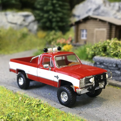 Chevrolet c10 rouge blanc - chevrolet, c10,
