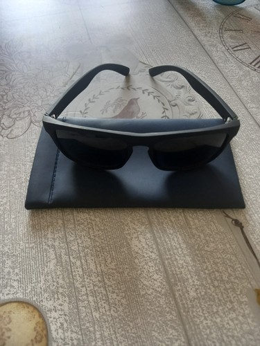 Vends lunettes soleil - vends,