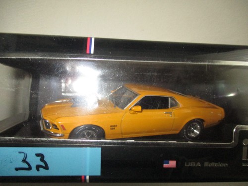 Miniature ford mustang - 1/43,