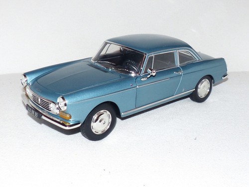 Peugeot 404 coupe bleu metal - coupe,