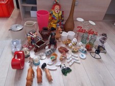 lot revendeur déstockage plus 50 décoration bibelot chat chien vase pichet clown