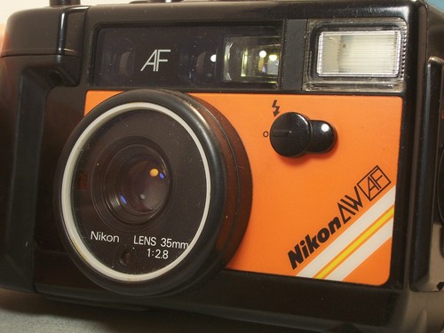 Nikon l35aw action touch - action,