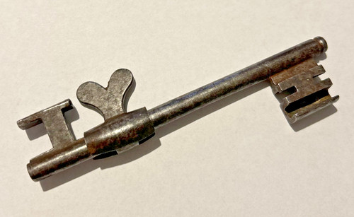 Antique clé forgé coeur - au,