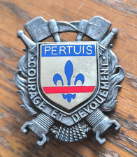Insigne Sapeurs Pompiers de Pertuis /  Arthus Bertrand Paris  /U131