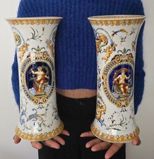 Gien Grande Paire De Vase 1875  À Décors De Poseidon Et Zeus Style Renaissance