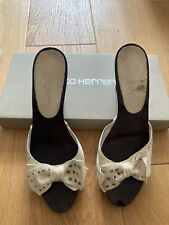 PACO HERRERO Escarpins T 39 cuir blanc