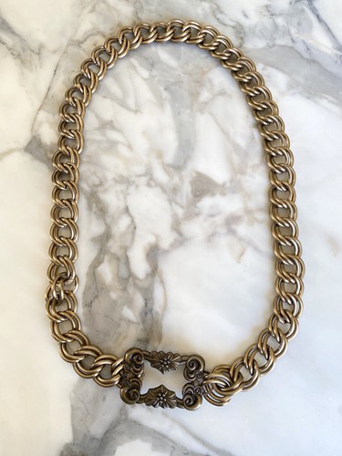 Ceinture chaîne oversize