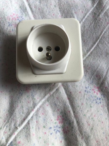 Legrand prise compléte - prise, 2p+t