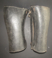 ancienne paires de guêtres cloche en cuir pour cheval équitation militaire