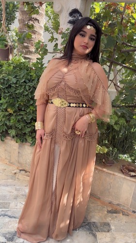 Robe traditionnelle - robe,