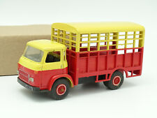 Norev Plastique 1/43 - Saviem SG4 Bétaillère 