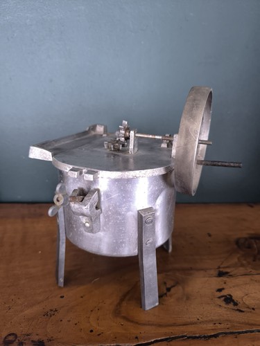 Ancien ustensile cuisine - ustensile,