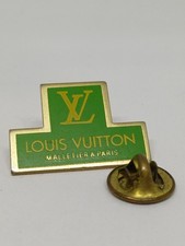 (B4) Pin’s Luxe Louis