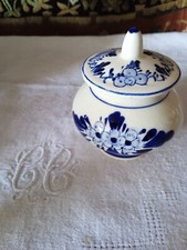 Petit Coffret Rond porcelaine de Delft, décorée à la main,bleu de Delft