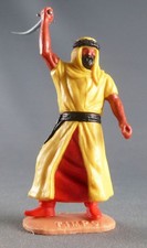 Timpo - Arabes - Piéton jaune cimeterre jambes avançantes (robe recouvrant la ja