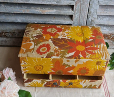 ANCIENNE BOITE A COUTURE EN TISSU VINTAGE AVEC TIROIRS