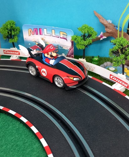 Voiture pour circuit - , carrera