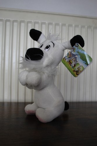 Peluche chien idéfix astérix - idéfix,