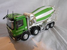 NZG MERCDES ACTROS 8X4 CAMION