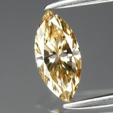 Diamant jaune ou champagne de 0,30Ct en marquise  ( 6.8 x 3.2 x 2mm)