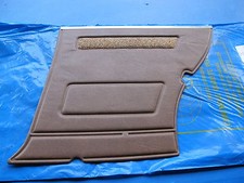 Garniture sous frise arrière gauche brun pour Peugeot 104 Coupé sauf Style Z 80-