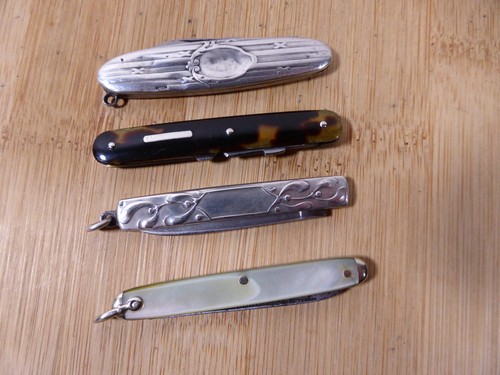 Lot anciens petits - , couteaux