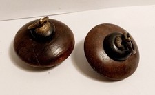 Lot de 2 boîtes à épices, Inde, XIX - XX è en forme de toupie. Bois ART ASIE