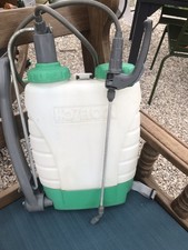 pulvérisateur jardin