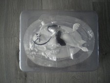 HORS SERIE  FIGURINE TINTIN noir et blanc  TINTIN COW BOY A CHEVAL neuf