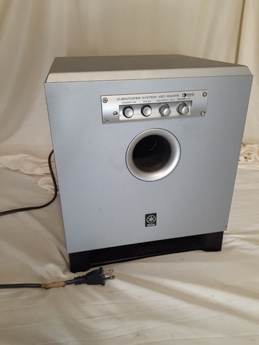 Yamaha yst sw015 - yamaha, powered