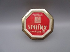 Boite en tole ancienne