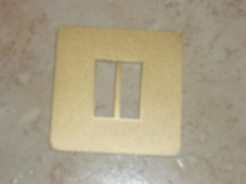 Plaque de finition enjoliveur 2 poste aspect Or modèle  Palace prestige Legrand