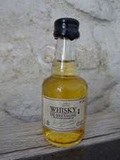 Mignonnette bouteille Whisky de bretagne jacques fisselier  4 cl peine