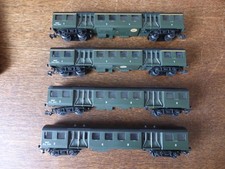 Hornby Meccano Ho train ancien lot 4 voitures voyageurs sncf banlieue annees 70