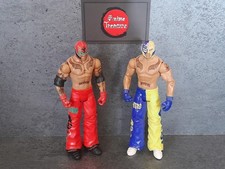 Lot 2 figurines catch WWE REY