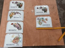  Plaque funéraire en tôle