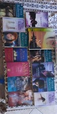 lot de livres de poche Nora Roberts