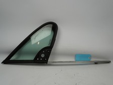 Vitre fixe porte avant droite