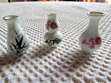 1 LOT DE 3 PETITS VASES