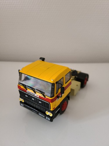 Tracteur semi seul très - semi,