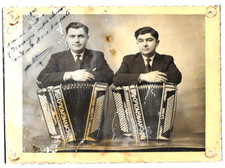 PHOTO DEDICACEE CAVAGNOLO Fabricant Accordéon à Lyon Autographe à DEGEORGE 1948