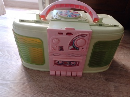 Barbie boombox rock - barbie,
