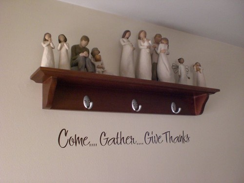 Come gather give thanks - gather,