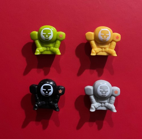 Gogo crazy bones - gogo’s, series