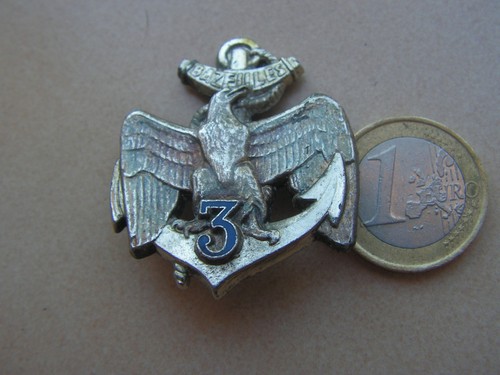 Insigne militaire 3 eme - ,