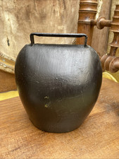 Ancienne Grosse Cloche À Vache Métal Sonnaille Clarine