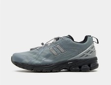 New Balance 1906R Sans Couture En Gris Et Noir Toutes Tailles Stock Limité