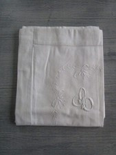 Taie d'oreiller ancienne