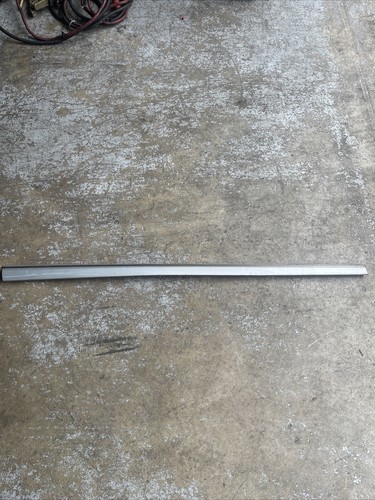 Baguette moulure porte droite - moulure,