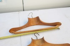 lot de 2 anciens cintres à